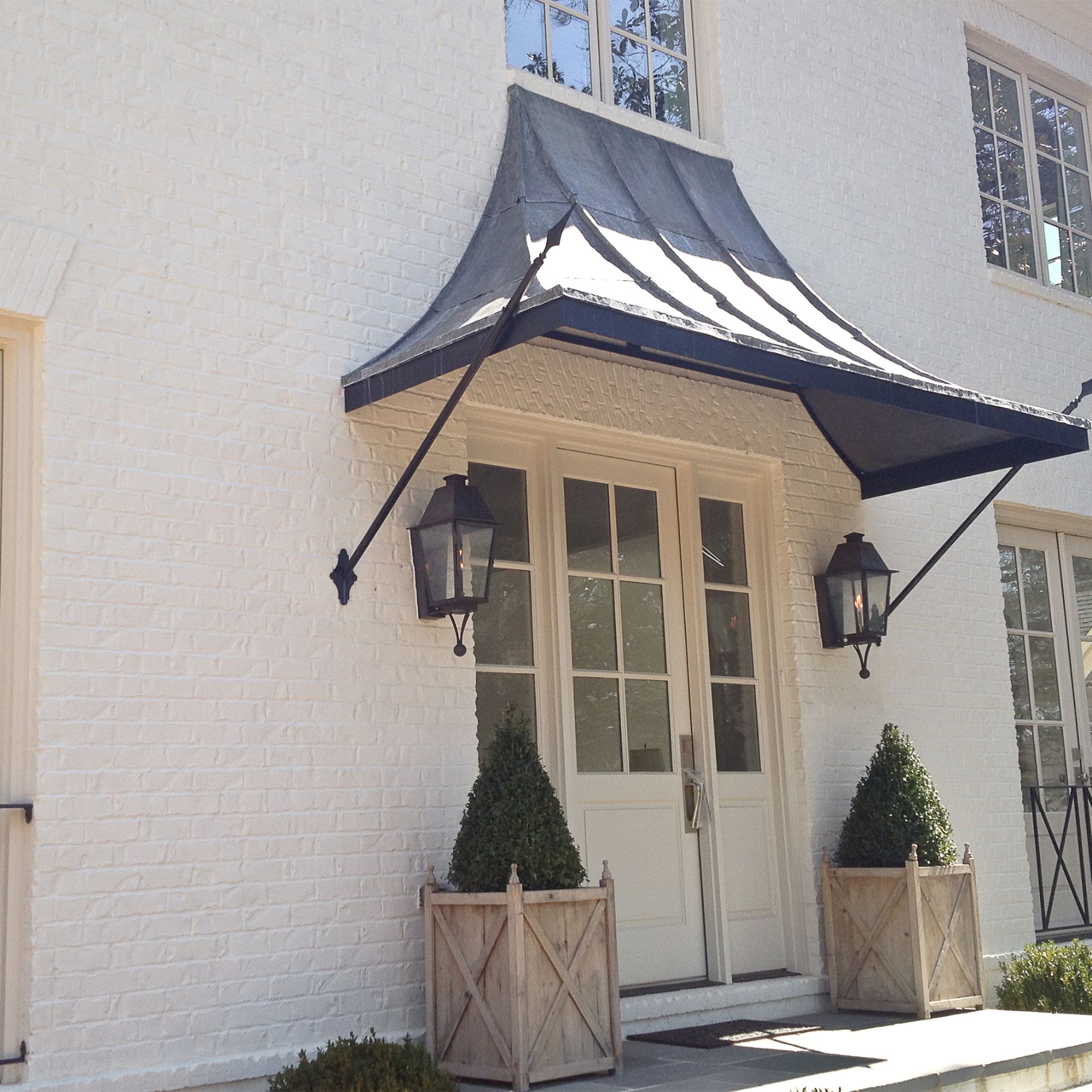 Avorio White Limewash on French Country home