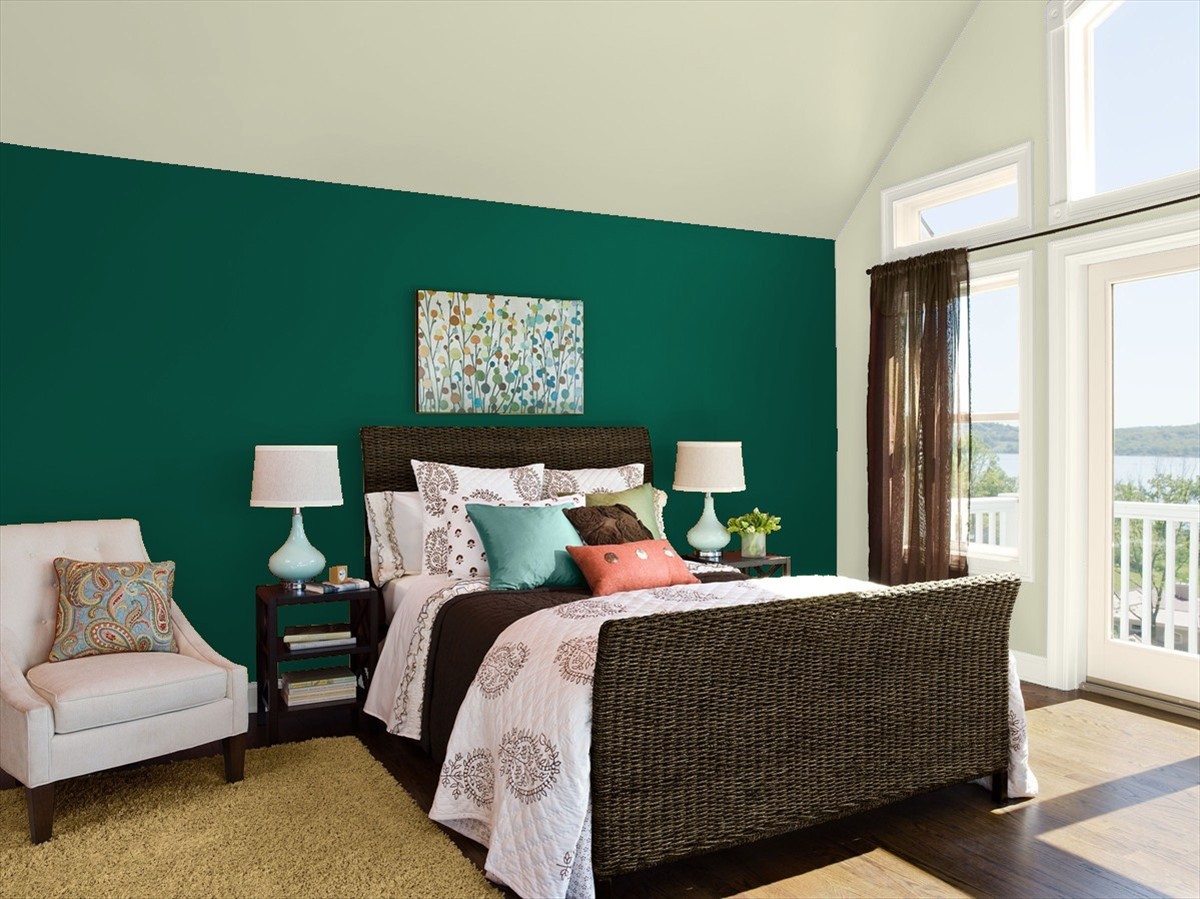 Benjamin Moore Forest Green, Soft Fern ceiling, White Dove trim