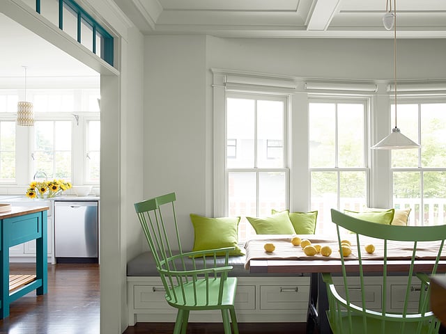 Dining room walls in Benjamin Moore Gray Owl OC-52