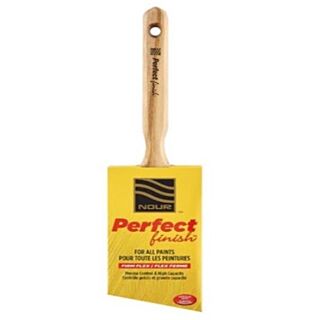NOUR Perfect Finish Flat Sash Brush