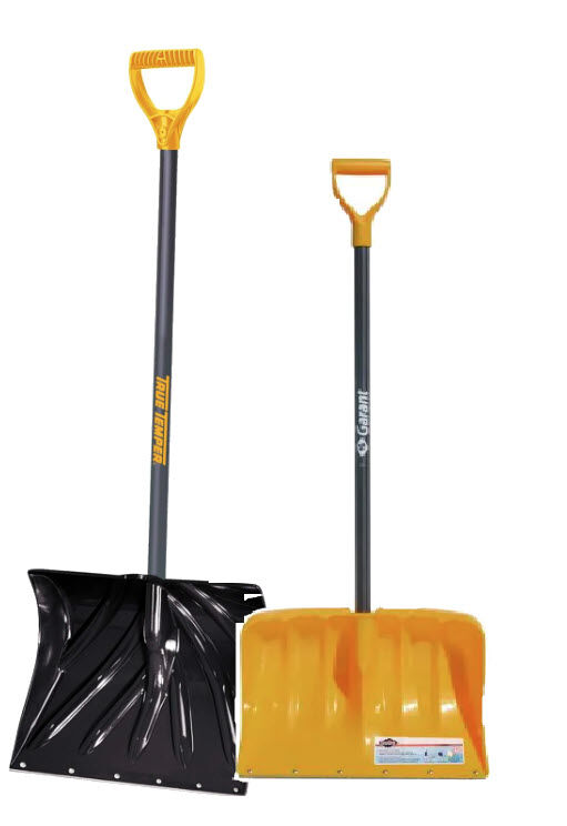 Treu Temper 18 in. Plastic Snow Shovel with Steel Handle and Blade