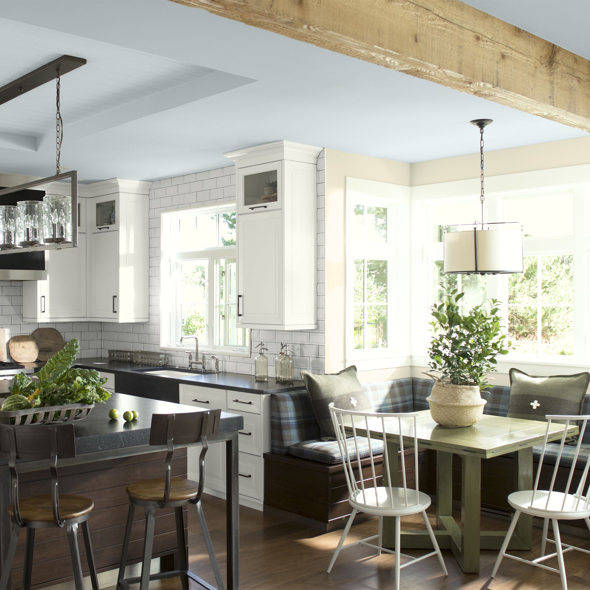 Kitchen with Center Island