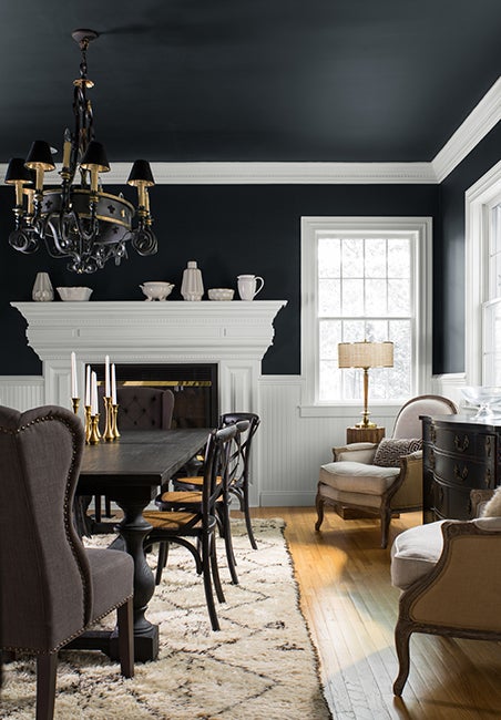 Dining Room in Benjamin Moore Chantilly Lace and Black Ink