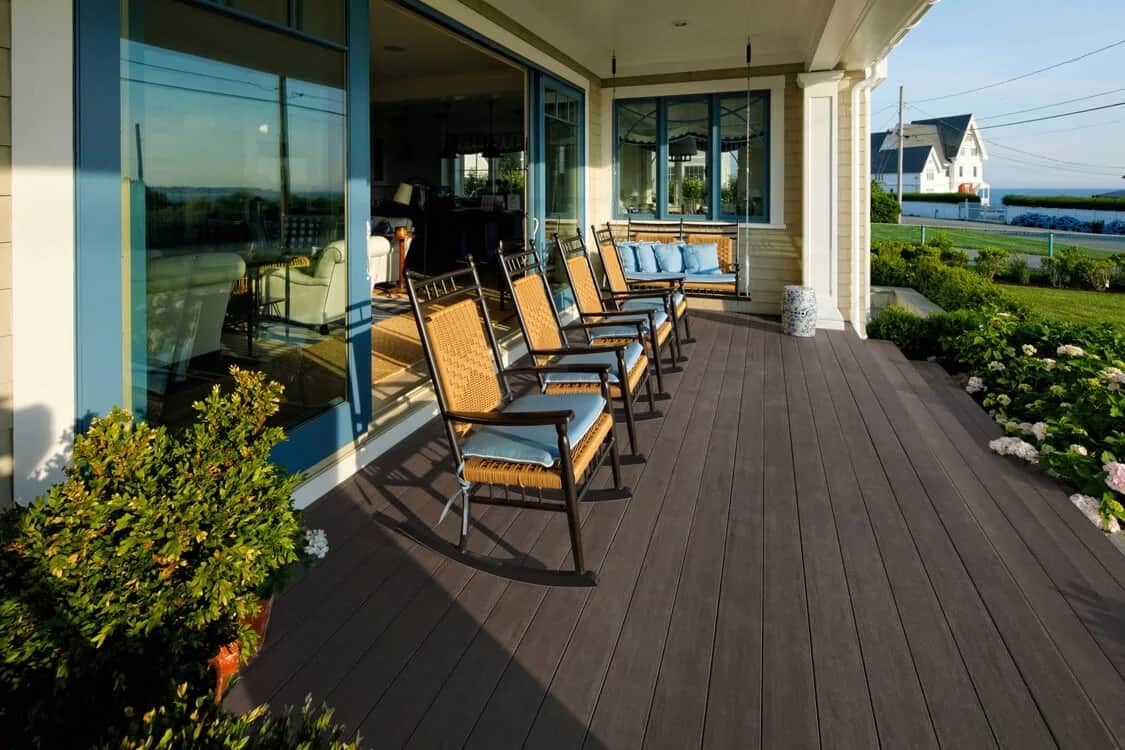 Timbertech Composite Vintage collection deck in Dark Hickory