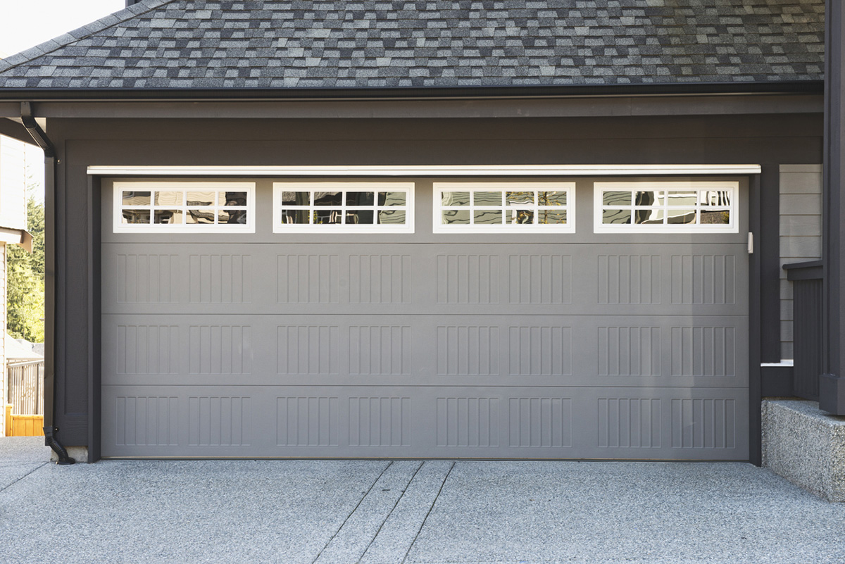 How to Choose the Best Garage Door Paint