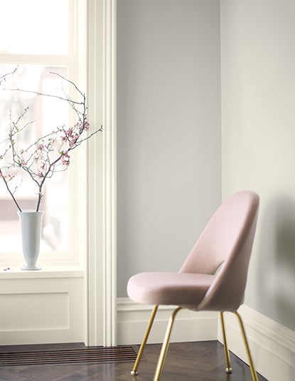 Benjamin Moore Balboa Mist Review & Inspiration
