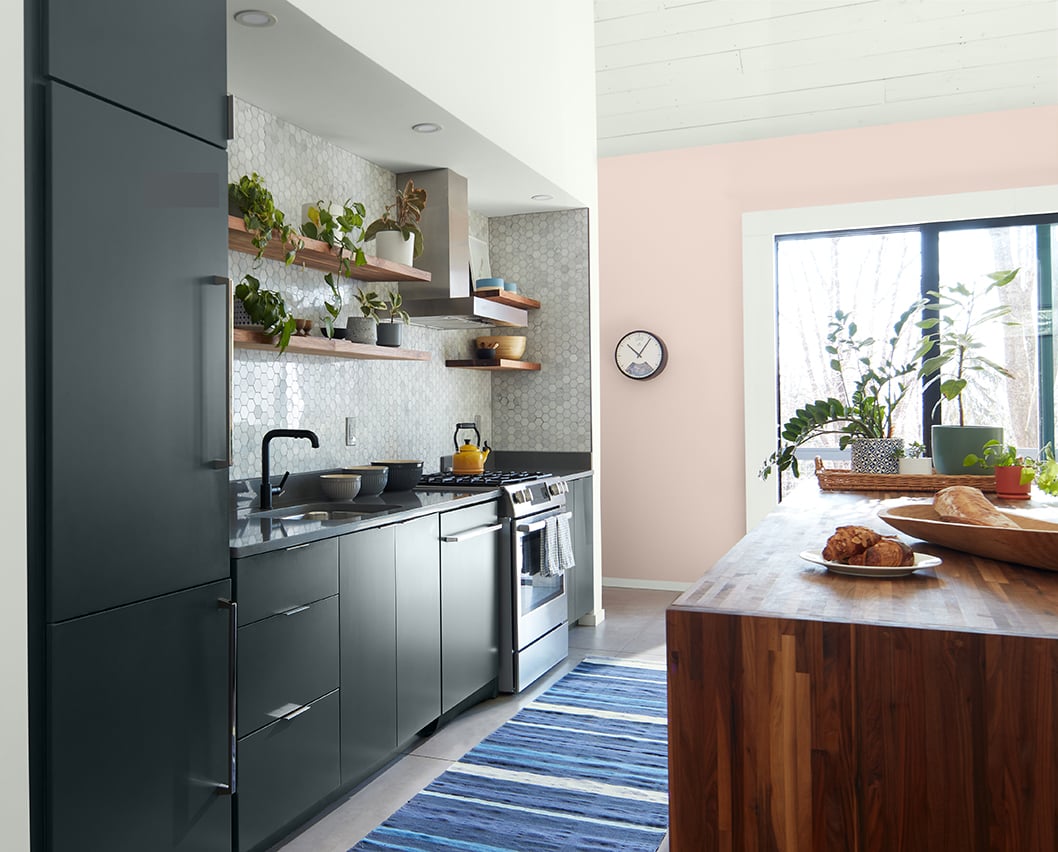 Kitchen cabinets painted with Benjamin Moore ADVANCE in Hale Navy