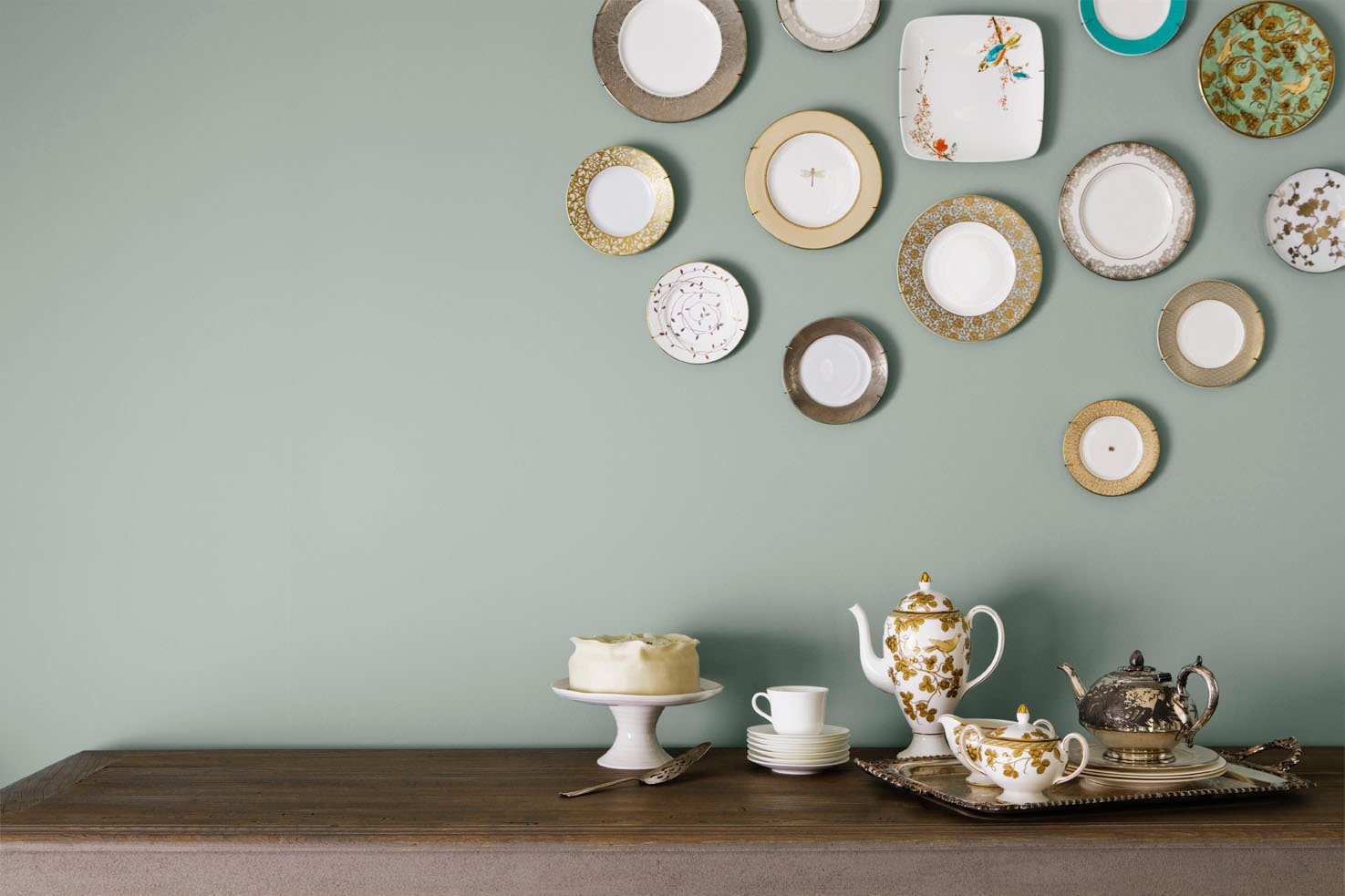 Accent wall in Benjamin Moore Wythe Blue CW-590